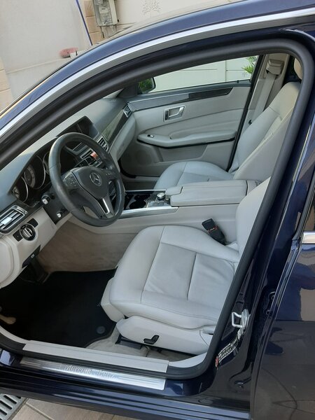Mercedes-Benz E 250