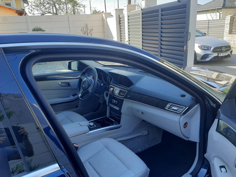 Mercedes-Benz E 250