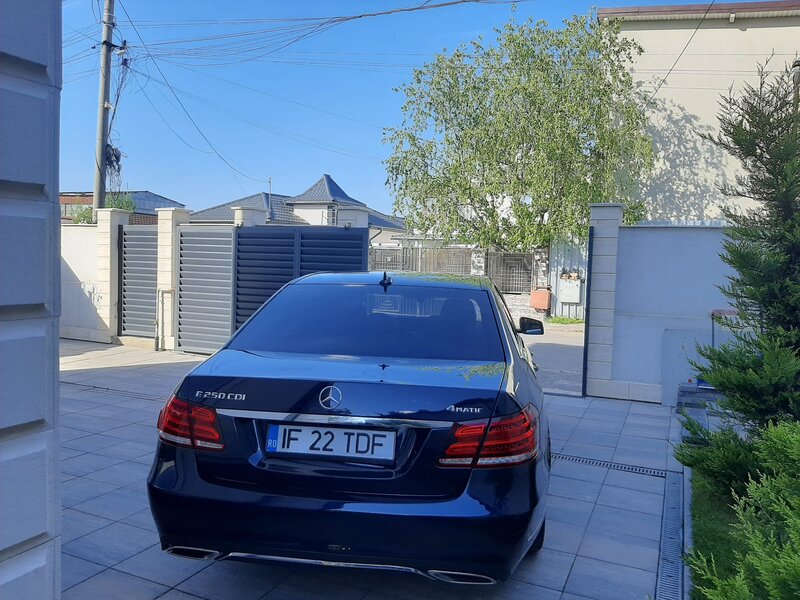 Mercedes-Benz E 250