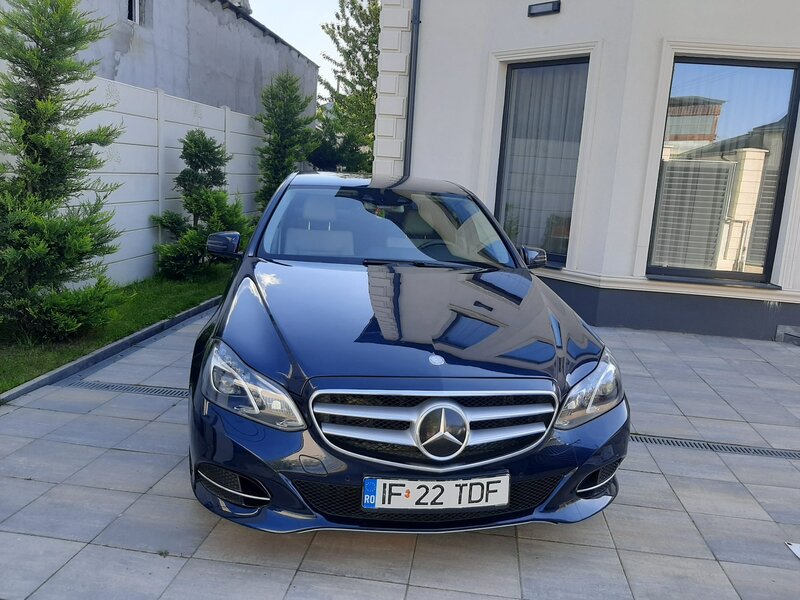 Mercedes-Benz E 250